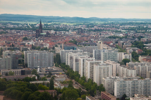 Cathédrale et  Esplanade